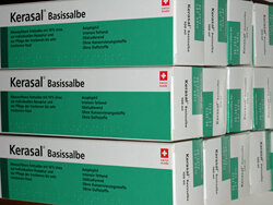 Kerasal Basissalbe im Test