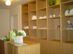 Sanaderm_Esthetics_-Empfang