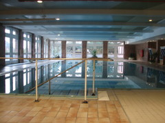 Schwimmhalle