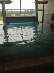 Zweites Thermenbecken geht auch ins freie mit Rollo das runter gelassen werden kann bei schlechtem Wetter