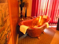 Einladende Wanne in der Frankentherme
