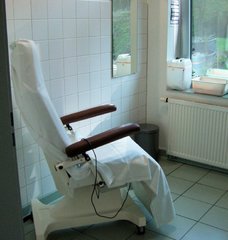 Behandlungsstuhl
