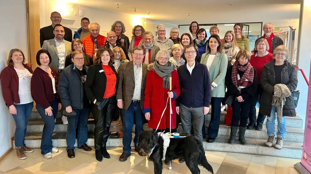 Selbsthilfe zeigt Gesicht.jpg